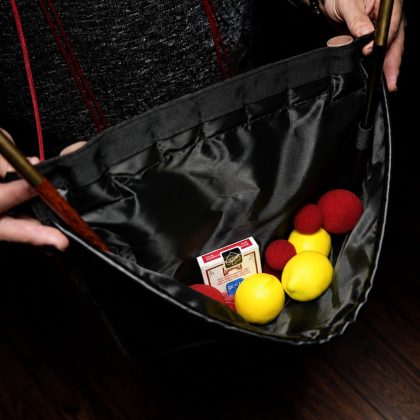 TCC PRESENTS Busker's Pouch